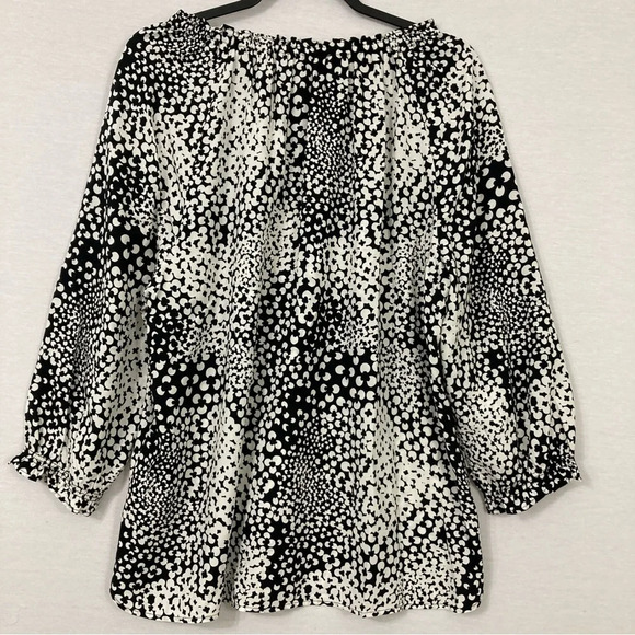 Talbots Black White Floral Tie Front Ultra Soft Rayon Blouse size Large - Picture 8 of 9